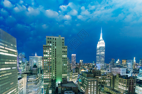 区新的市中心从纽约屋顶对曼哈顿中城天线的日落空中观察图片
