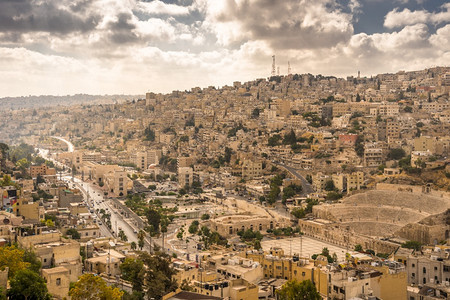 东旅游约旦首都安曼市的空中观察约旦首都天线图片