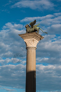 历史桑旅游圣马克斯柯广场意大利威尼斯的青铜双狮子专栏图片