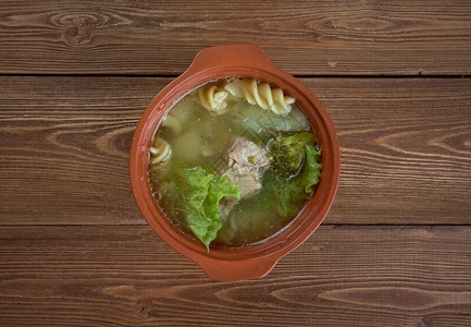 意大利冬汤面食花椰菜和肉可口意大利午餐冬天图片