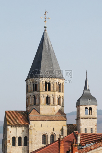 户外法国伯根迪的克莱尼修道院鲁酒红色图片