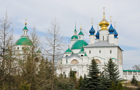 俄罗斯RostovVeliky的SpassoYakovlevsky修道院寺庙图片