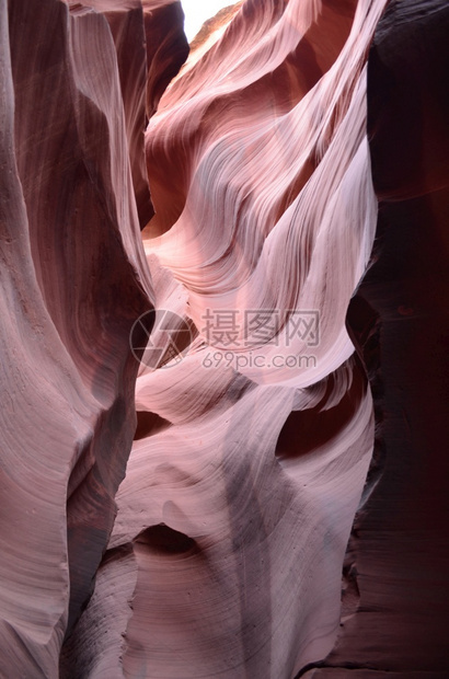 山洪暴发旅行亚利桑那州Antelope峡谷红岩壁的惊人景象页面亚利桑那州图片