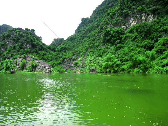 假期风景优美平静的越南宁TrangAnNinhBinh图片