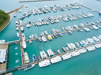 旅行普吉岛码头湾高角视图度的图片