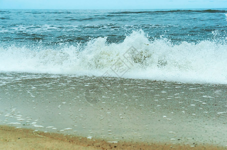 海浪波罗的风暴波罗的危险高胀图片