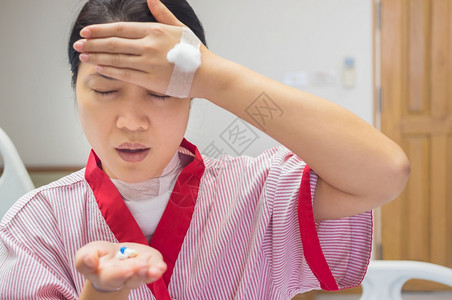 怎样能彻底治好耳石症_耳石症快速自愈方法多少钱_快速治疗耳石症的方法