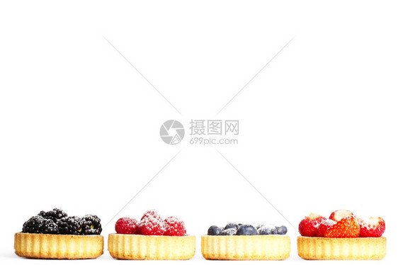 厨房蓝莓白底糖覆盖野草莓白底糖覆盖野果的生花朵和白色背景的野生浆果黑莓图片