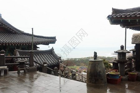 宗教令人惊叹的南朝鲜济州岛寺庙和令人惊艳的风景建造图片