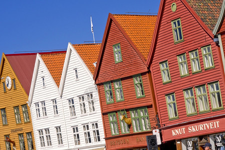 社论古老的经典传统建筑旧城卑尔根挪威斯堪的纳维亚欧洲图片
