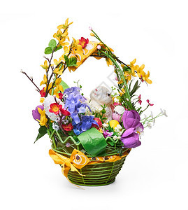 由花朵安排和白底野兔制成的复活节篮子植物韧皮作品图片