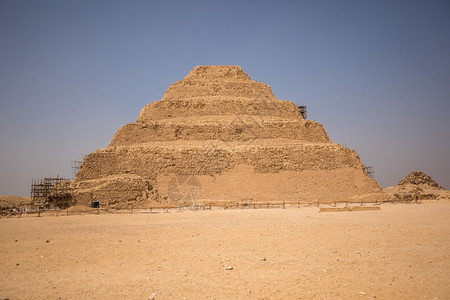 埃及Saqqqara的Djoser阶梯金字塔天空墓著名的图片