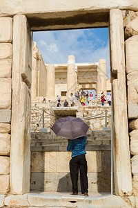 遗产雅典娜拥有保护伞的人进入雅典卫城旅游图片