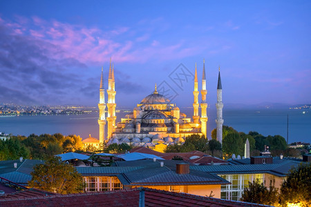 夜晚苏丹艾哈迈德日落时土耳其伊斯坦布尔Sultanahmet清真寺蓝色的图片