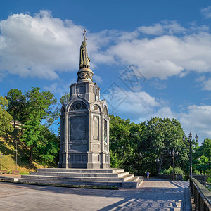 乌克兰基辅的弗拉基米尔大帝纪念碑图片