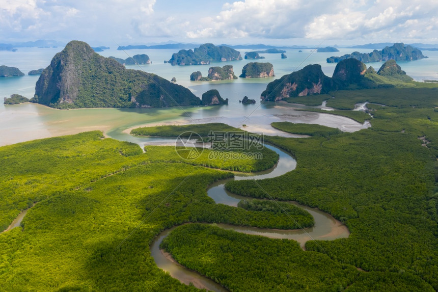 恩加旅行泰国安达曼海红树林和山丘对PhangNga湾的空中观察热带图片