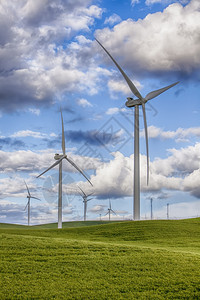 场地现代风车利用美国华盛顿州东部Palouse地区的小麦和谷物农场的风虫制造干净的气旋成清洁的愤怒颜色功率图片