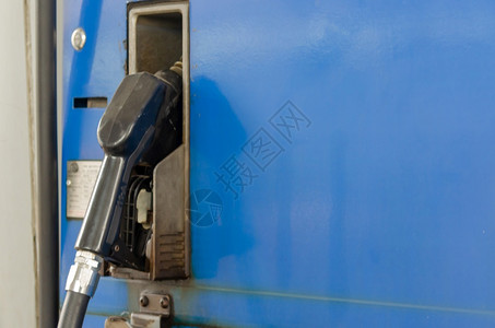 关闭加油站的喷嘴每天汽油乙醇图片