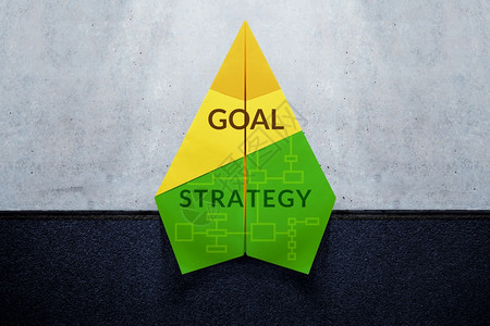 优胜者在职的目标挑战和略概念启动一份新的业务文件计划其中含有目标和战略案文并准备推出顶尖观点发射图片