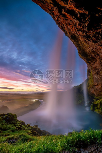 冰岛美丽的风景冰岛自然观著名的旅游景点和天空夏神奇图片