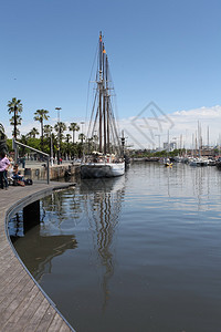 惊人的遗产西班牙在巴塞罗那旧港的圣埃琳娜号轮船港口图片