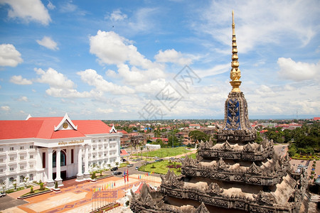 老挝首都万象从Patuxay纪念碑的老挝美丽之景佛教帕图赛水图片