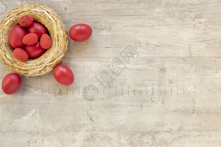季节白色的装饰红漆鸡蛋东边篮子图片