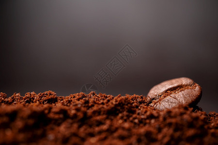 咖啡豆和咖啡粉图片