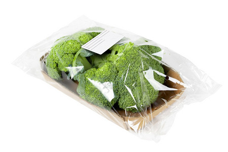 植物饮食市场以孤立的白色背景包装和贴标签的西兰花图片