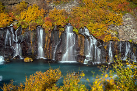 冰岛的Hraunfossar瀑布场地观光旅行图片