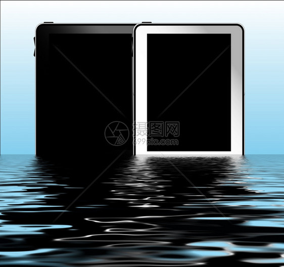 新的软垫数字水背景中黑色和白平板电脑图片