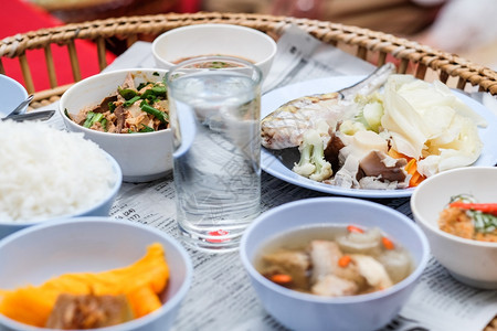 供和尚用的食物传统亚洲人红色的图片