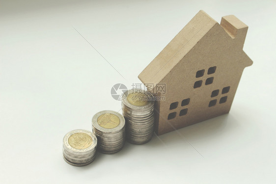 租赁抵押贷款和用于复制空间概念的泰国地产汇票货币钱银行图片