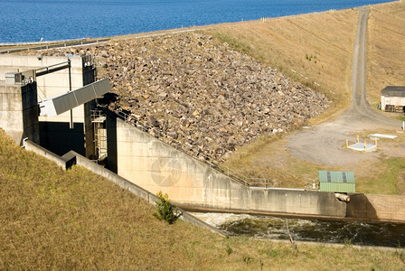 水库墙澳大利亚新南威尔士州Bowral附近温加里比达大坝半岛图片