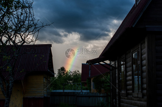 雷雨风景天气暴之后的夜空彩虹暴风雨之后的天空彩虹图片