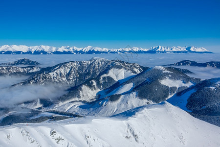 冬季雪山雪景风光图片