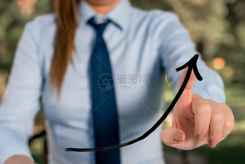 成功的图表向上升数字箭头曲线表示增长发展概念箭头曲线插图面对向上升表示成功就改进发展数字箭头图象征着增长商业图片