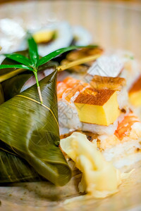 传统的京都风格在一家日本餐馆的寿司白色品尝旅行图片