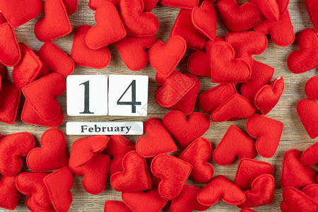 象征白色的红心形装饰2月14日历关于木本底爱情婚礼浪漫和情人节假日快乐的概念可爱图片