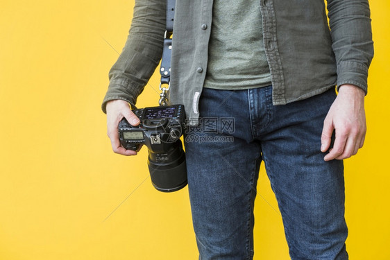 人们与相机站在一起的图形器播送职业图片
