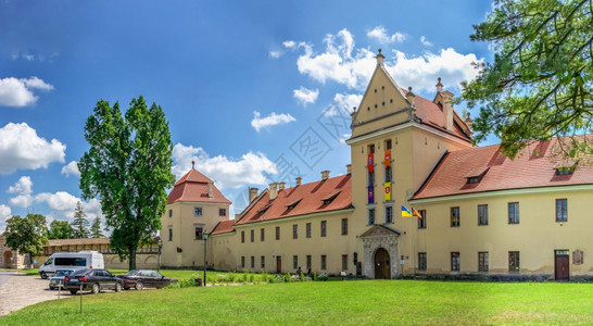 乌克兰利沃夫地区城堡高清图片
