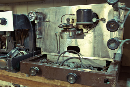 浓咖啡古董金属代机图片