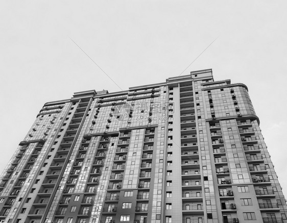 日落乌克兰奥德萨Arcadia区豪华现代高楼住宅大乌克兰单色风格城市的真实图片