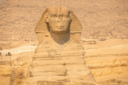 斯芬克和埃及开罗吉萨的金字塔建筑学过去的沙漠图片