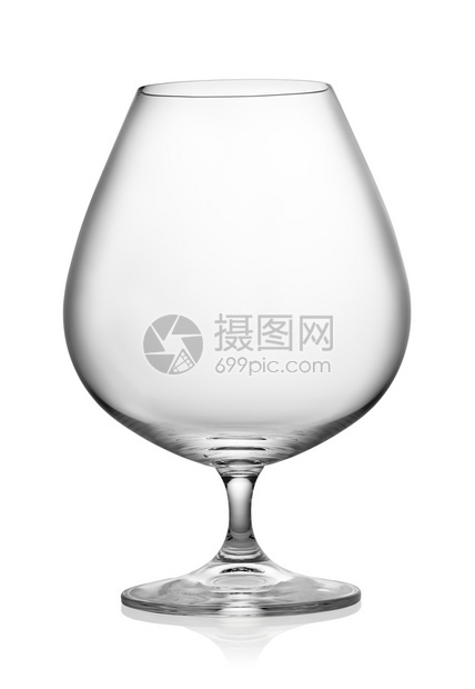 饮料波旁酒白背景上孤立的兰地空玻璃杯优雅的图片
