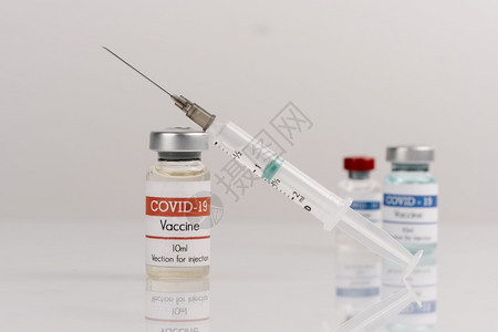 针筒注射疫苗图片