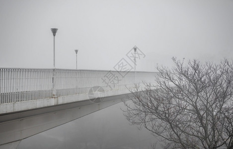 雕塑乌克兰敖德萨12809乌克兰敖德萨的婆桥雾天秋日乌克兰敖德萨的婆桥发现模糊的图片