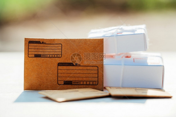 命令桩表示信箱和邮包式局概念图片