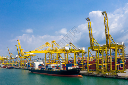 交通海运港口和集装箱上企业和工用于进出口国际航运货物输公海泰国仓库图片
