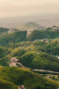 蓝色的缅甸Taunggyi山区镇晚上海图片